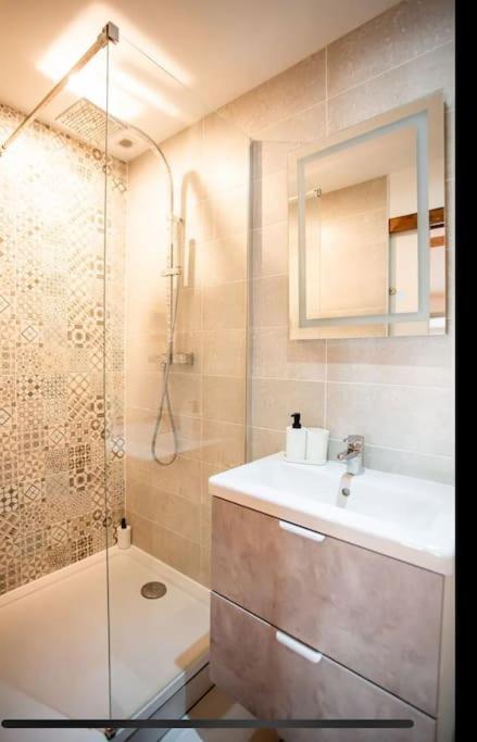 Apartment Grand Proche Gare, Parc Longchamp Marseilles
